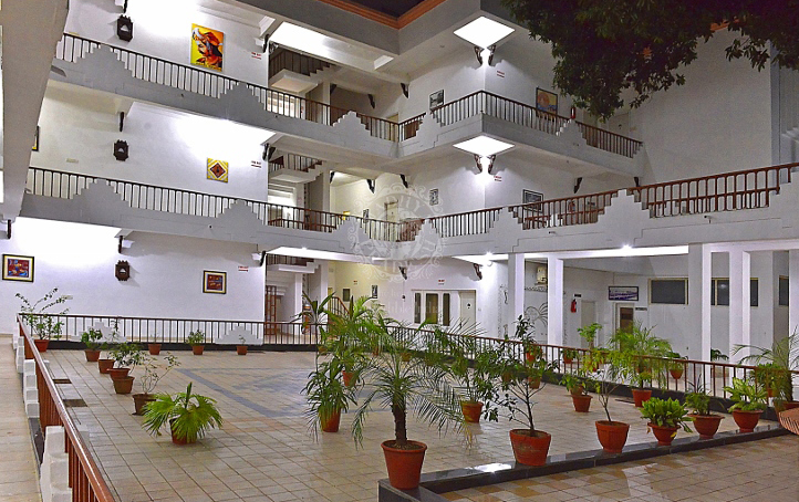 mp tourism hotels in ujjain